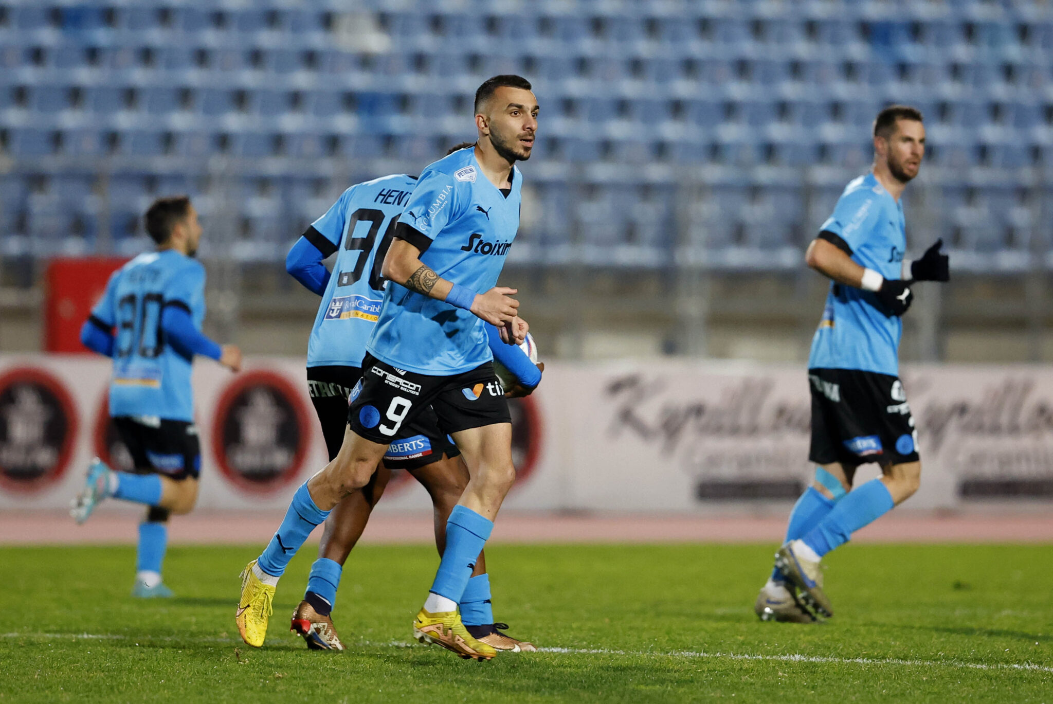 Έκανε το… καθήκον του στο ντεμπούτο του Αντόνε ο Απόλλωνας