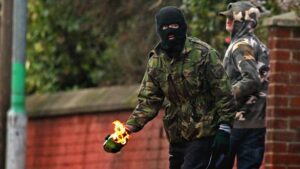 «Νέος ΙΡΑ»: Απόπειρα δολοφονίας αστυνομικού στη Β. Ιρλανδία