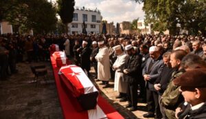 Σε βαρύ κλίμα χθες οι τελευταίες 13 κηδείες θυμάτων στο Αντίγιαμαν