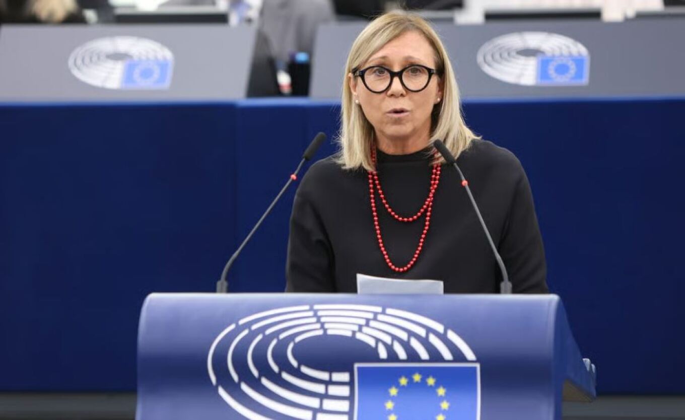 ΕΕ: Για απάτη ερευνώνται Ιταλίδα ευρωβουλεύτρια της άκρας δεξιάς και βοηθοί της