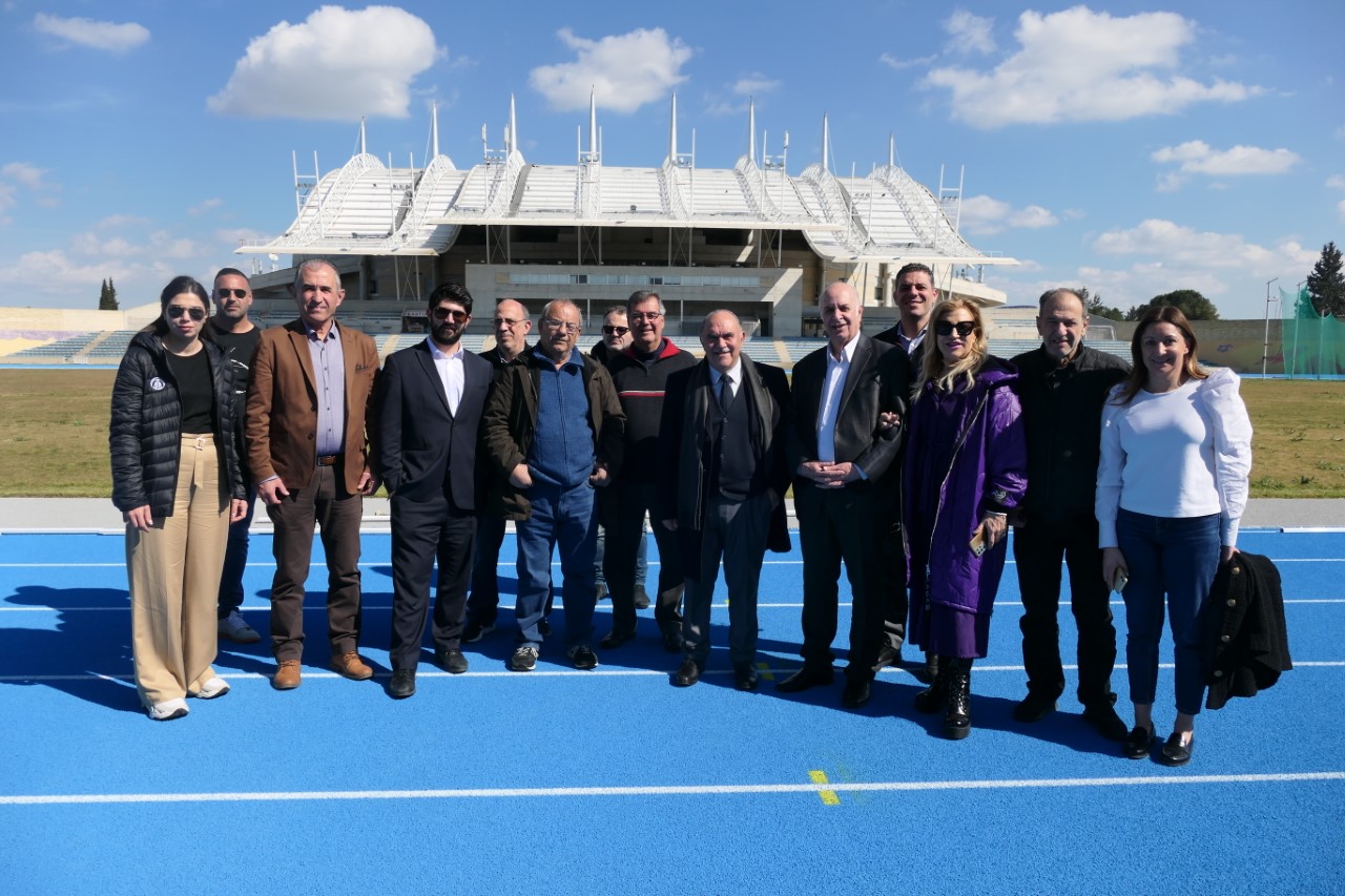 Η ηγεσία του ΚΟΑ ξεναγήθηκε στο αναβαθμισμένο Εθνικό Στάδιο Στίβου