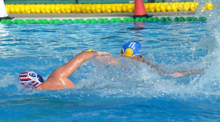 Και ο ΑΠΟΕΛ… το βιολί του