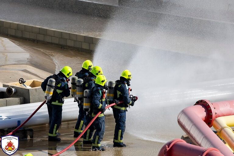 Συναγερμός στην Πάφο: Στις φλόγες διαμέρισμα, εκκενώθηκε ολόκληρη η πολυκατοικία