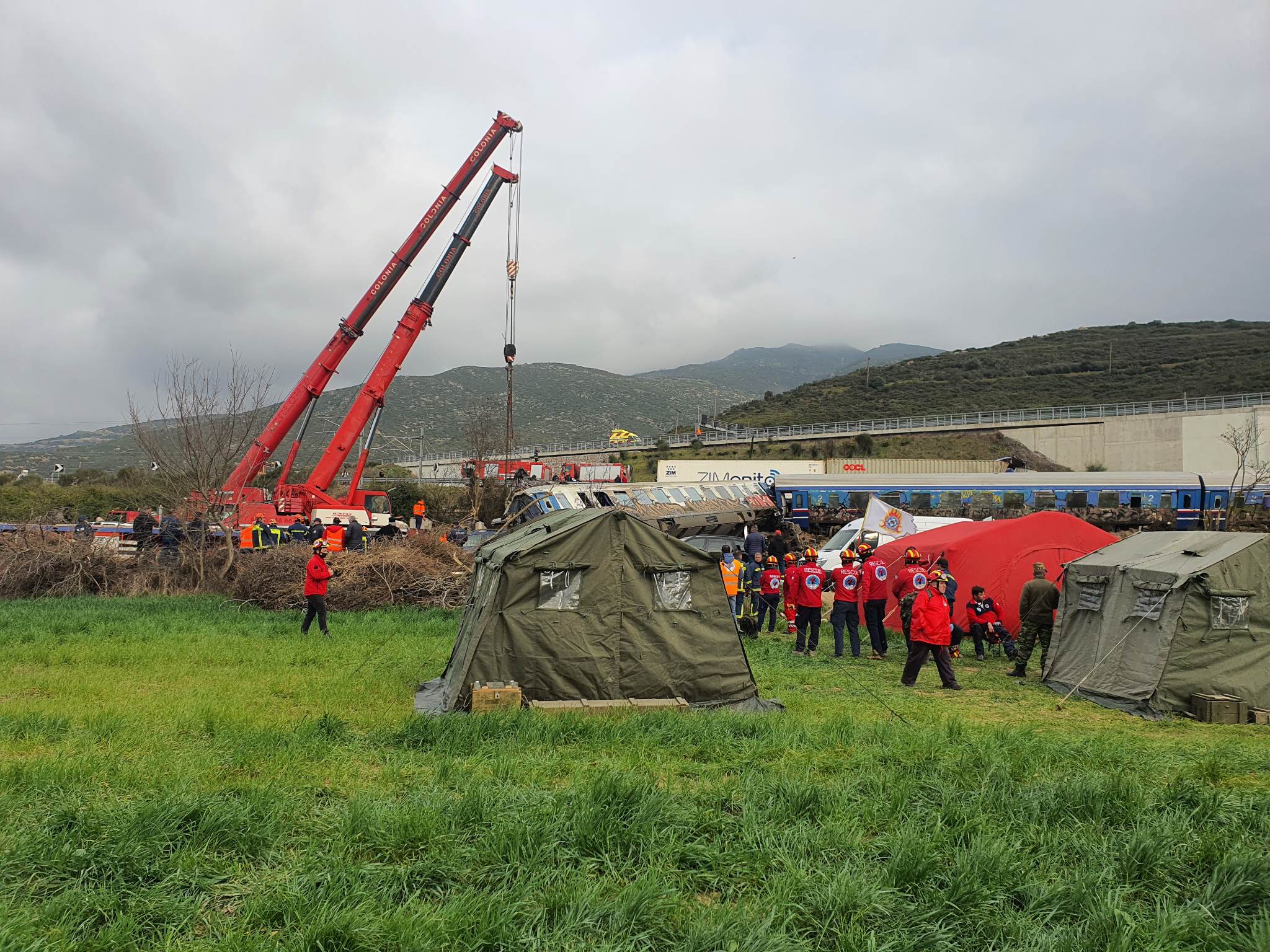 Ο Alpha Kύπρου στον τόπο της τραγωδίας: Σκηνές χάους και αγωνίας στα Τέμπη