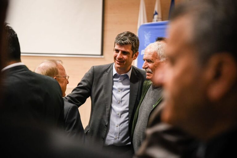 Έρευνα για φερόμενη χρηματοδότηση του ΑΚΕΛ από ρωσικό λόμπι ζητά ο Δημητρίου