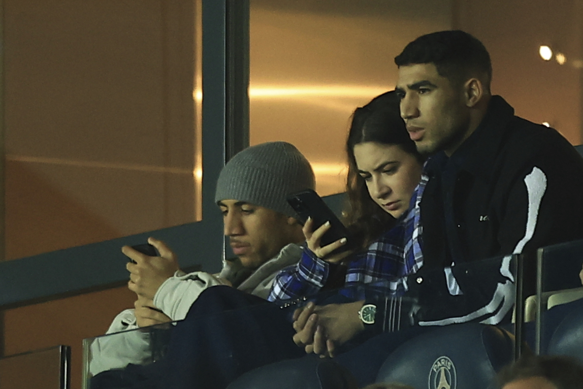 Με Χακίμι η αποστολή της Παρί Σεν Ζερμέν για το Μόναχο