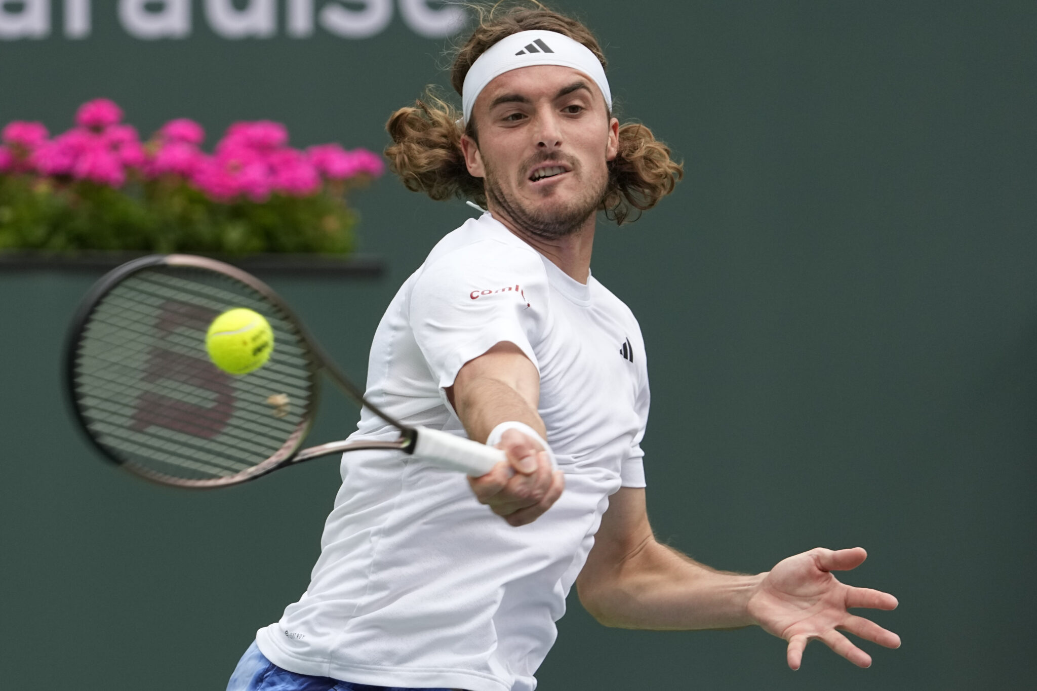 Το πάλεψε αλλά αποκλείστηκε από την πρεμιέρα του στο Indian Wells ο Τσιτσιπάς