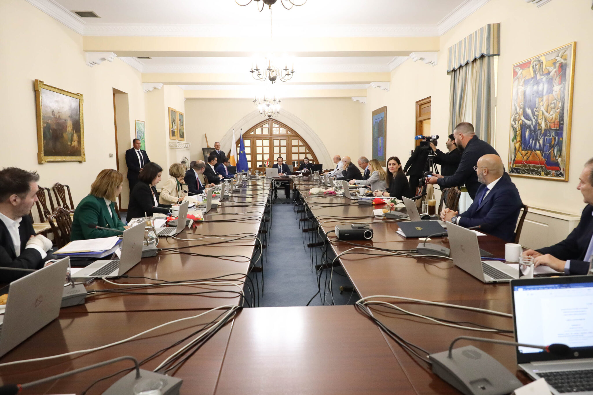 Οι εντολές ΠτΔ σε Υπουργούς: Να μην χαθεί ούτε ένα ευρώ από ευρωπαϊκά κονδύλια