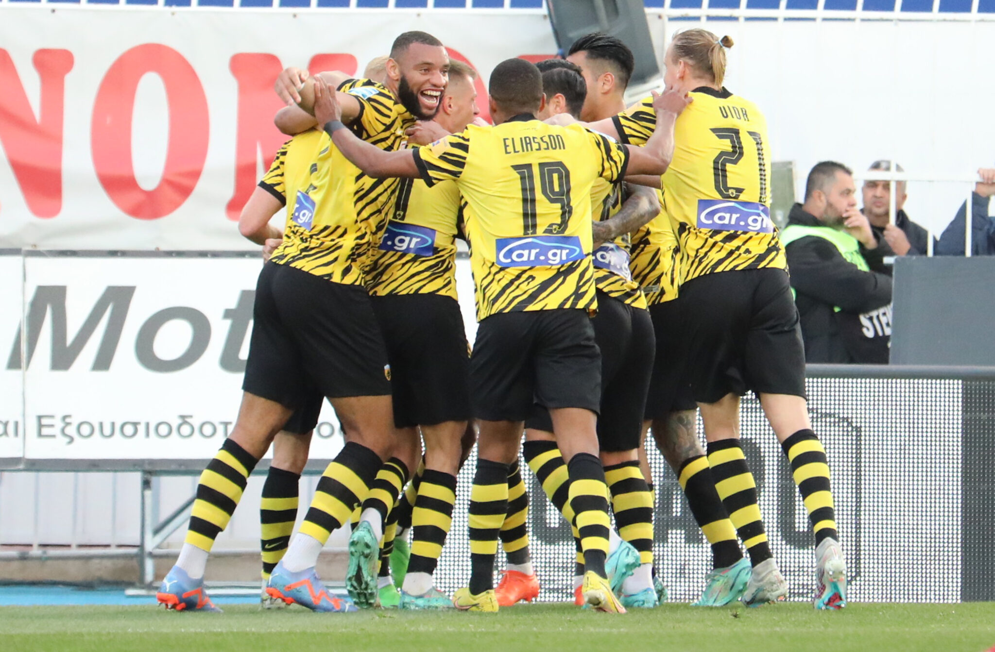 Πάτησε κορυφή στο Περιστέρι η ΑΕΚ και έσβησε τους… αστερίσκους