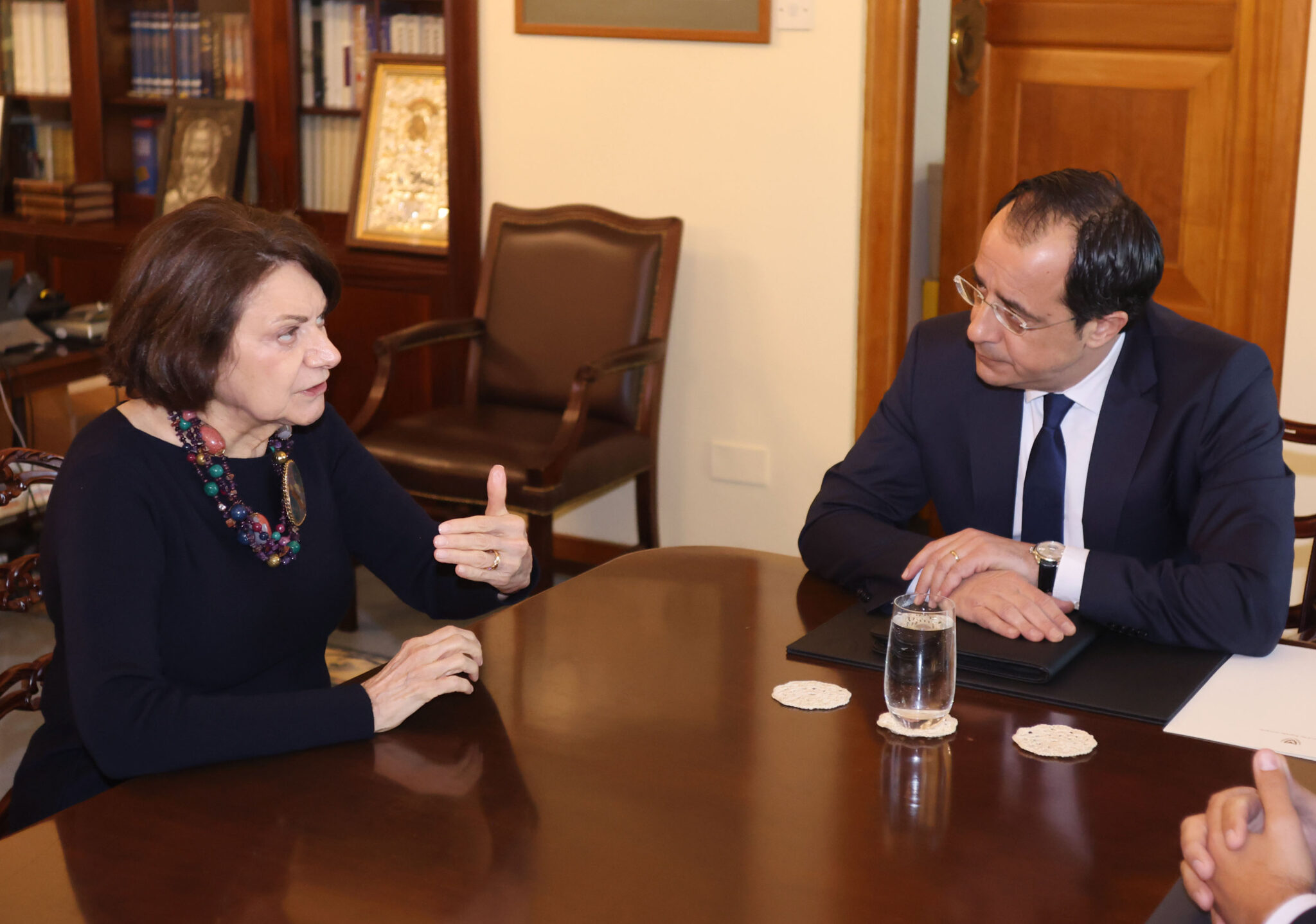 "Εξαιρετική" συνάντηση Ντι Κάρλο-Χριστοδουλίδη, πάει κατεχόμενα για να δει Τατάρ