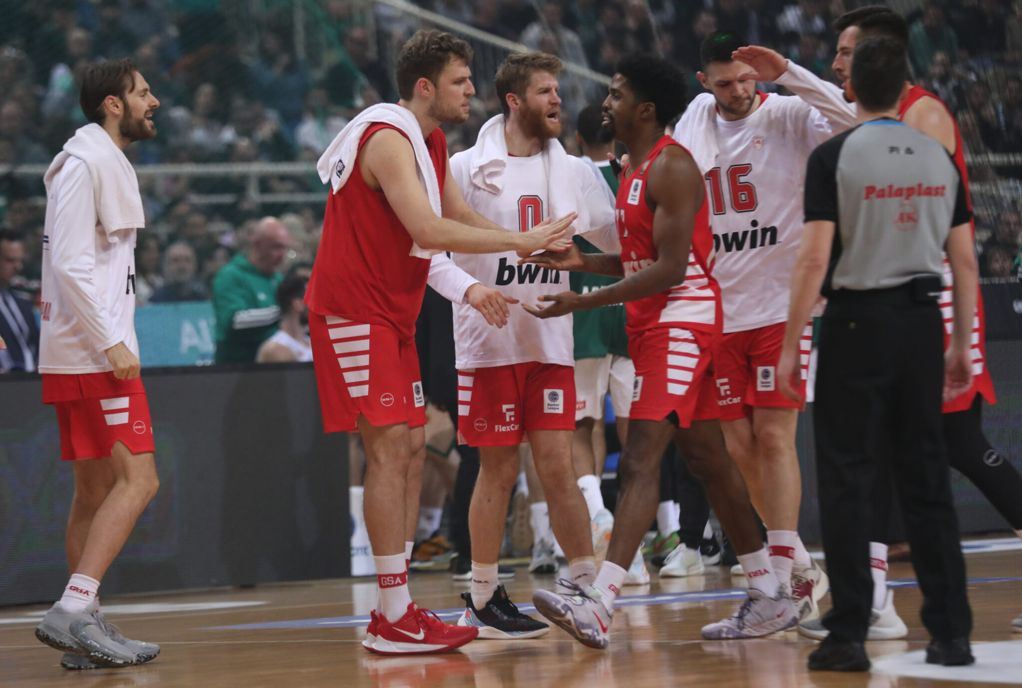 Τις λιγότερες αρχικές πεντάδες έχει αλλάξει στην εφετινή Euroleague ο Ολυμπιακός