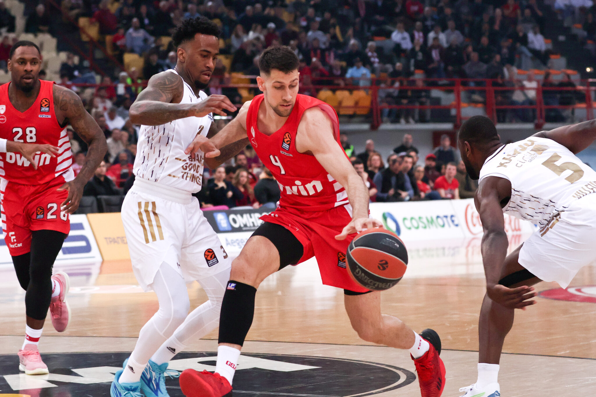 Βαθμολογία Euroleague: Ο Ολυμπιακός «κλείδωσε» πλεονέκτημα και… φουλ για πρωτιά