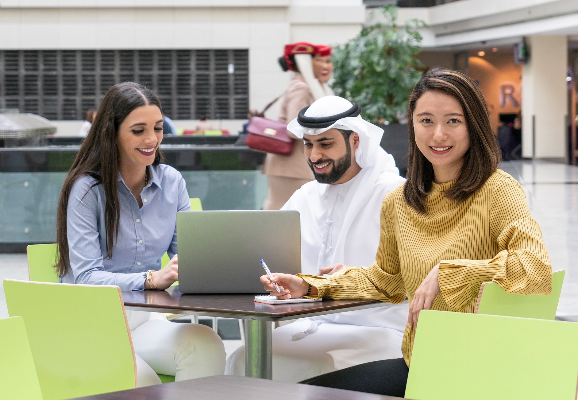 Παγκόσμια Ημέρα της Γυναίκας 2023: Η Emirates εστιάζει στην ισότητα