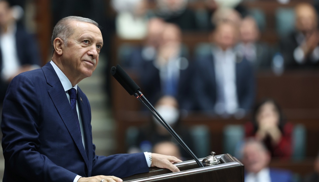 Ανένδοτος ο Ερντογάν, πρόσω ολοταχώς για εκλογές