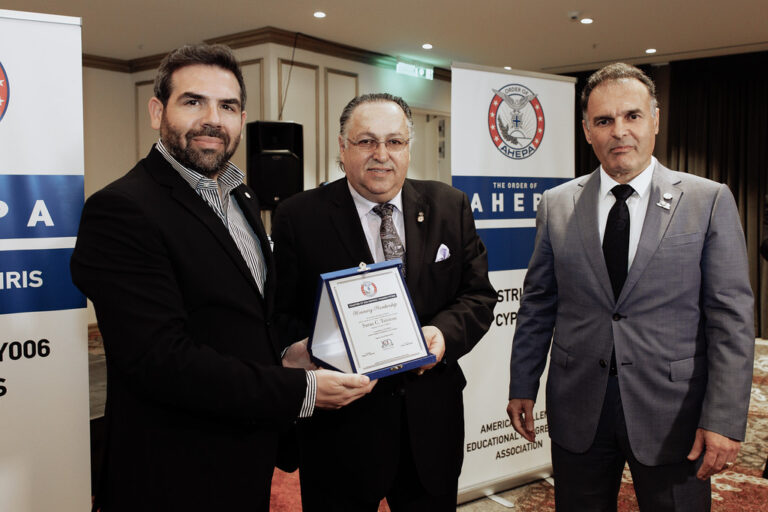 Η Αχέπα δωρίζει στην Πάφο θερμοκοιτίδα μεταφοράς νεογνών