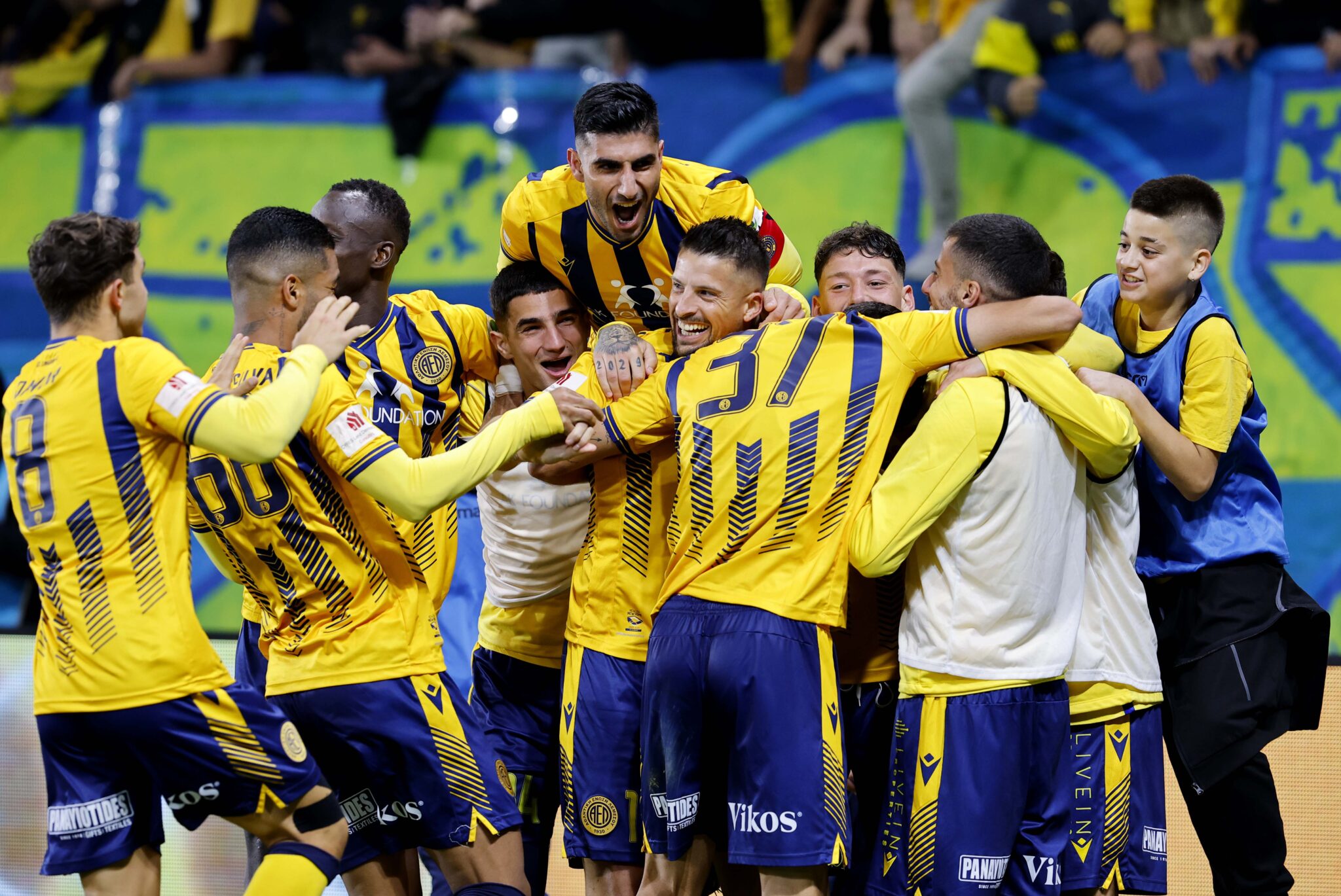 Eν αναμονή επιστροφών στην ΑΕΛ