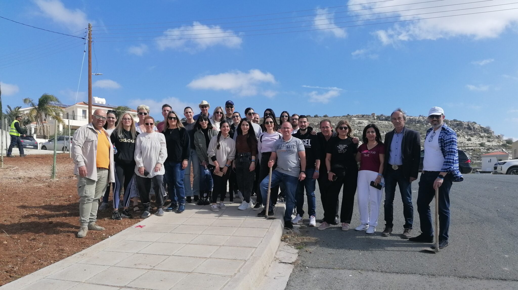 Εθελοντική δράση του ΠΑΣΥΚΑΦ και της ΑΚΤΗΣ με δεντροφύτευση στη Γεροσκήπου 