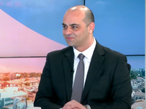 Υπουργός Εργασίας: Απαραίτητη η συνεργασία με κοινωνικούς εταίρους