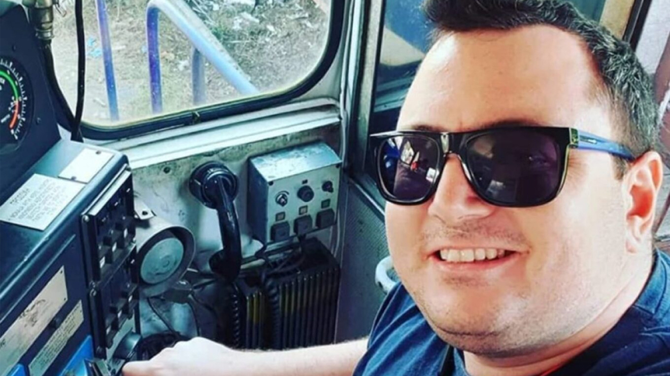 Πατέρας οδηγού εμπορευματικού τρένου: «Ποιος μίλησε για μένα και τον γιο μου;»