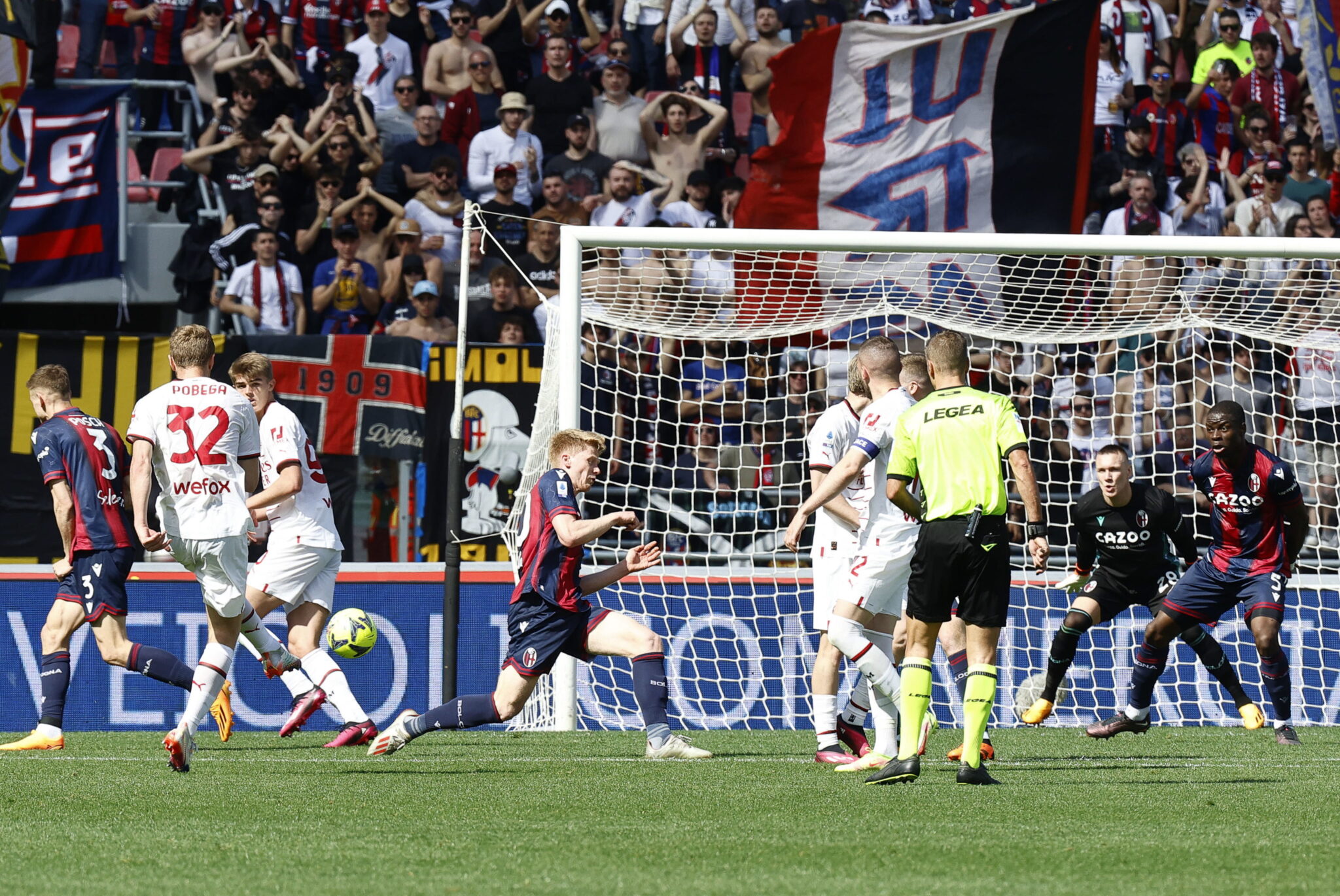 Μπλόκο στην Μπολόνια για Μίλαν και πλέον κινδυνεύει η τετράδα