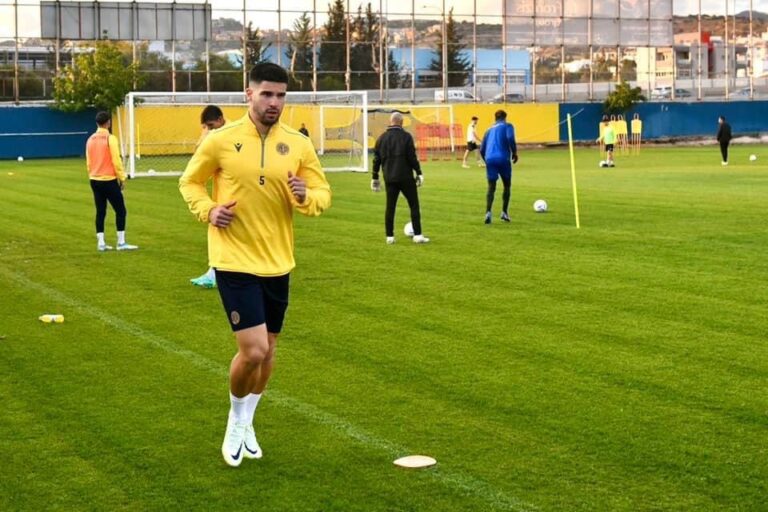 ΑΕΛ: Επέστρεψε στις προπονήσεις ο Χιούγκο Μπάστο