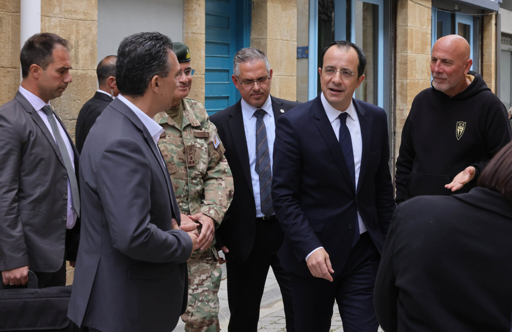 Δεν κρύβεται κι αναλαμβάνει την ευθύνη για τους πλημμυρισμένους servers ο ΠτΔ