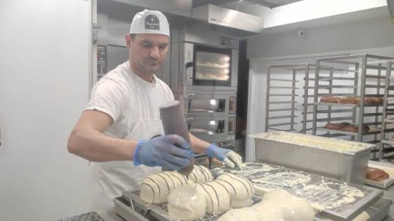 Πάσχα σημαίνει και… τσουρέκι!