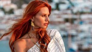 Τα “έσπασε” η Έβελυν Καζαντζόγλου στη Λεμεσό ανήμερα του Πάσχα (ΦΩΤΟ)