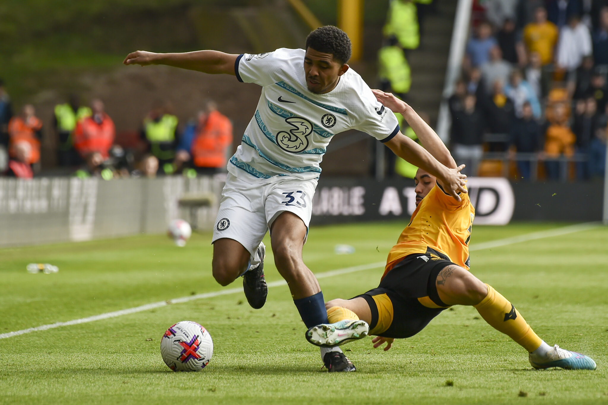 Τρεις συλλήψεις για ομοφοβική επίθεση στο Γουλβς-Τσέλσι