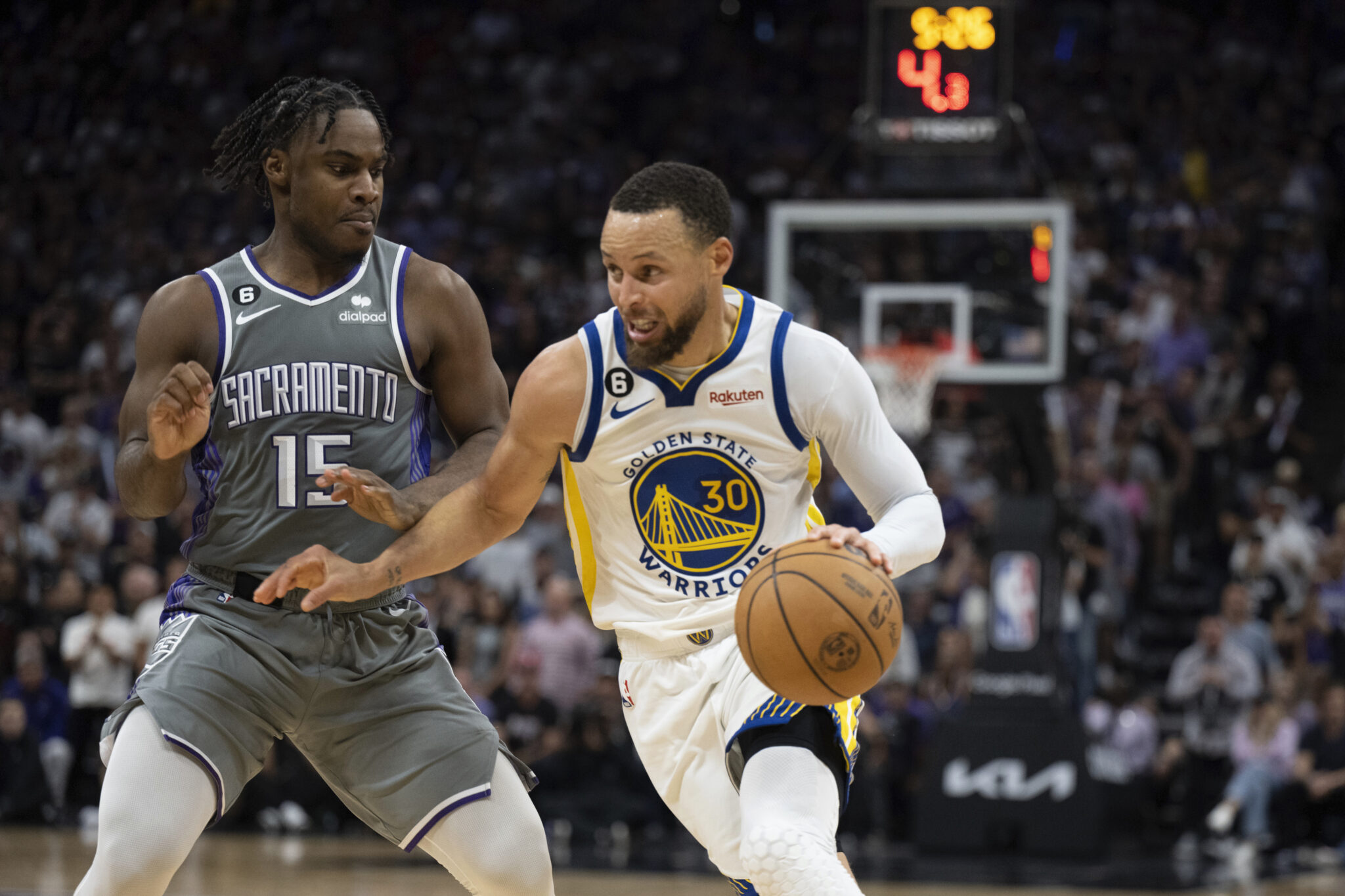 Γουόριορς με καρδιά πρωταθλητή, άλωσαν το Σακραμέντο και έκαναν το 3-2