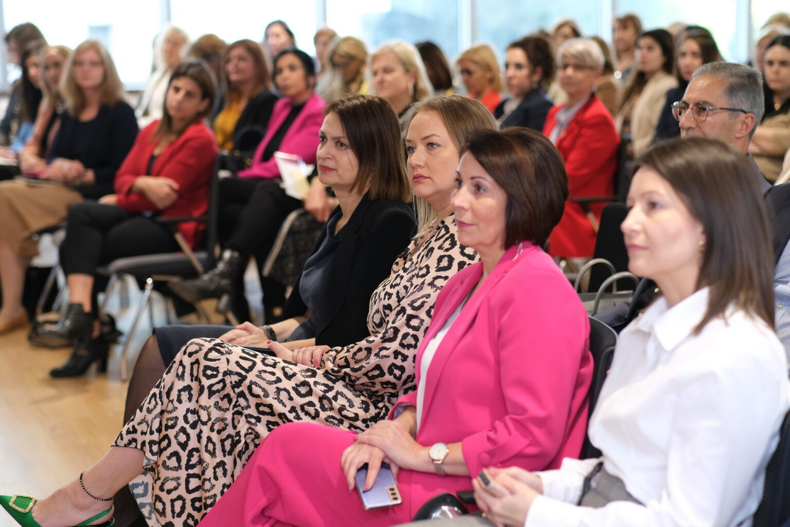 Συστατικά επιτυχίας και συνέργειες για την επιτυχημένη γυναίκα επαγγελματία