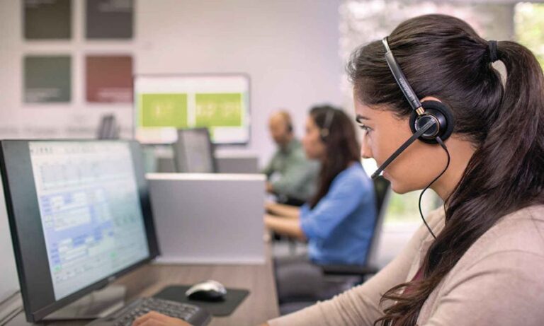 Πήρε «φωτιά» το 1450: 1200-1500 κλήσεις την ημέρα, μειωμένος ο χρόνος αναμονής