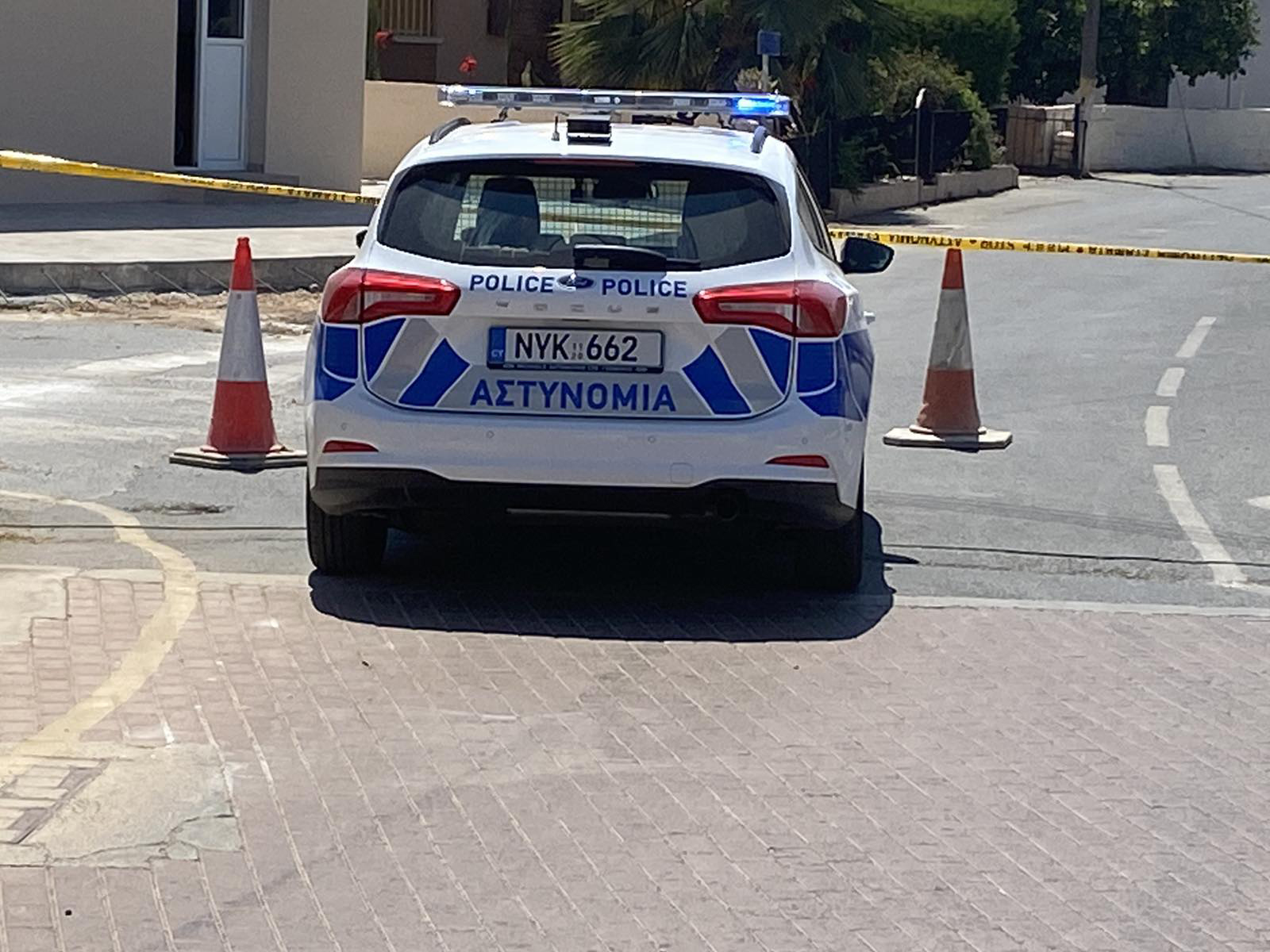 Σοβαρό ατύχημα στη Λεμεσό: Διανομέας παρέσυρε πεζό ηλικιωμένο έξω από αρτοποιείο