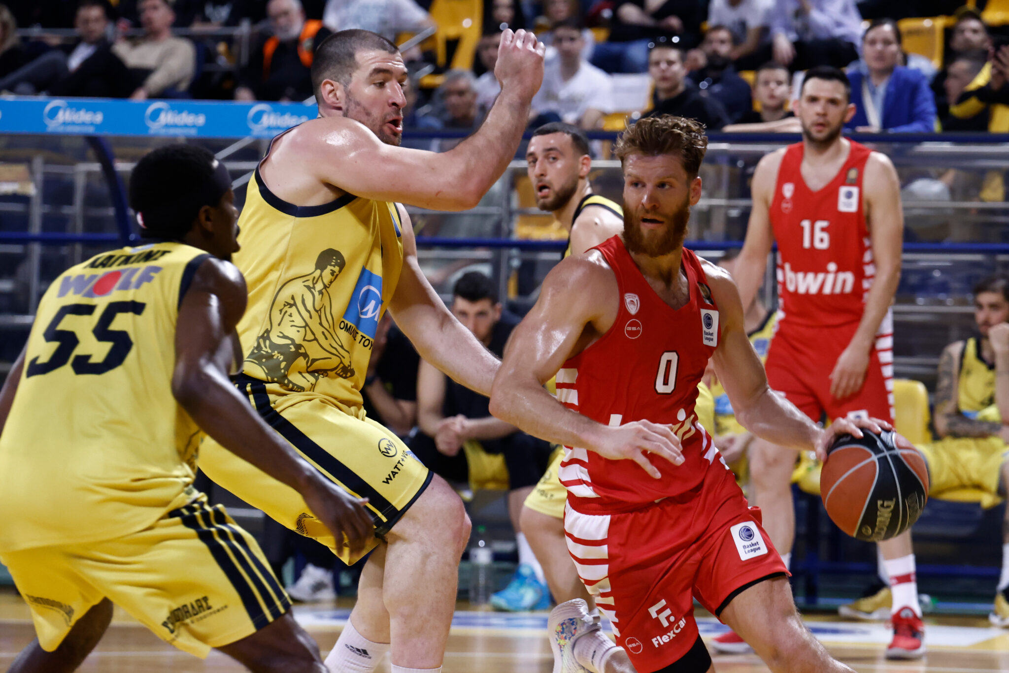 Ξεμπέρδεψε άνετα με τον Άρη πριν τη Φενέρ ο Ολυμπιακός