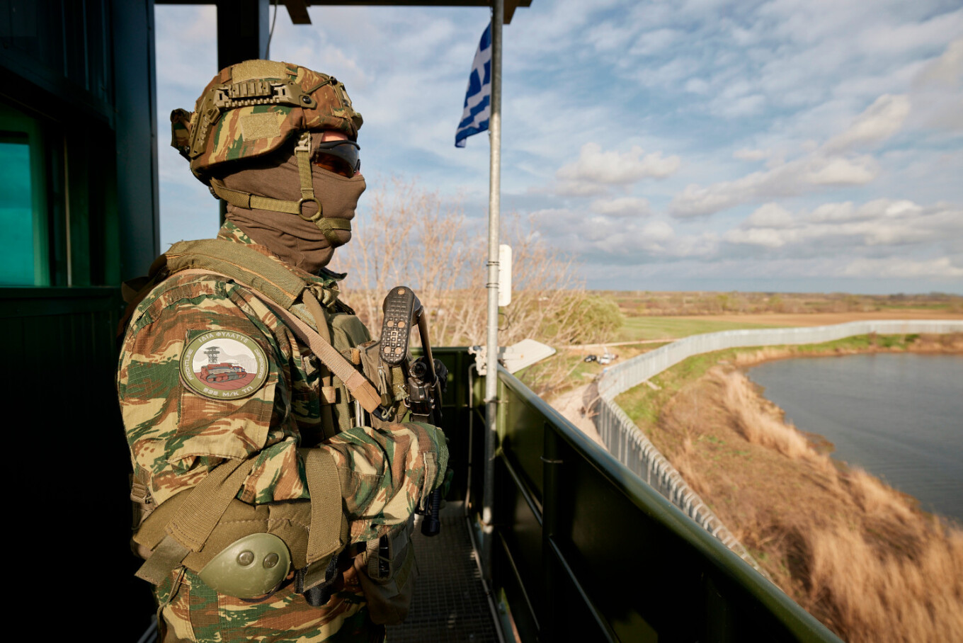 «Φρούριο» ο Έβρος με τον φράχτη: Ηλεκτρονική επιτήρηση, 400 νέοι συνοριοφύλακες