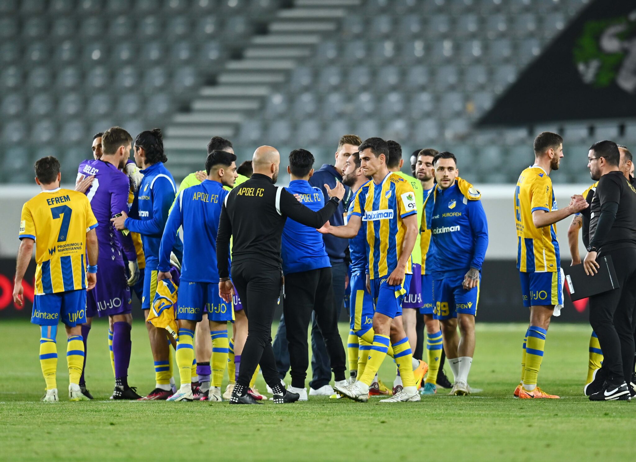 Δε νίκησε όμως έμεινε… ζωντανός ο ΑΠΟΕΛ
