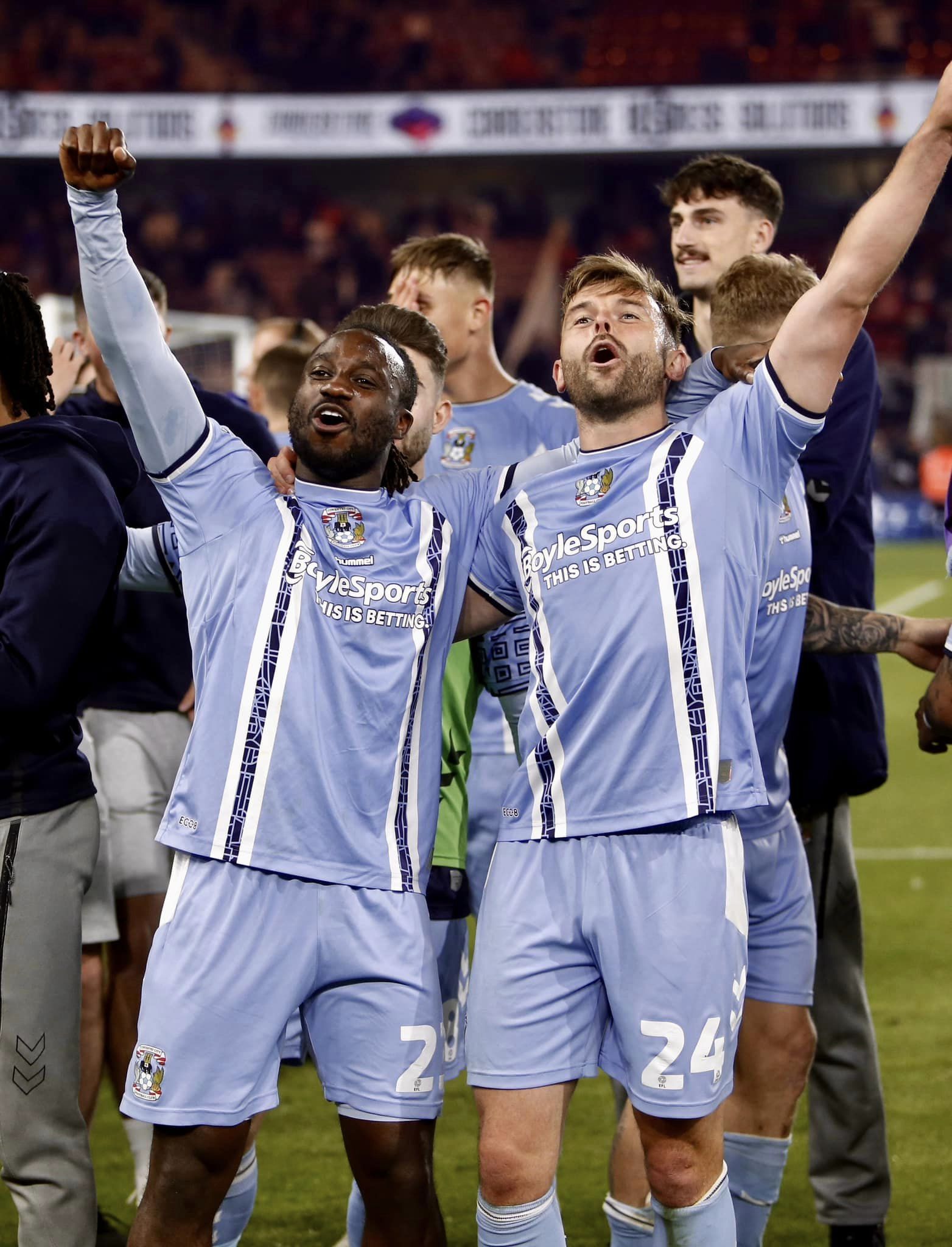 Γράφεται ιστορία με εξασφαλισμένη μεγάλη επιστροφή στη Premier League