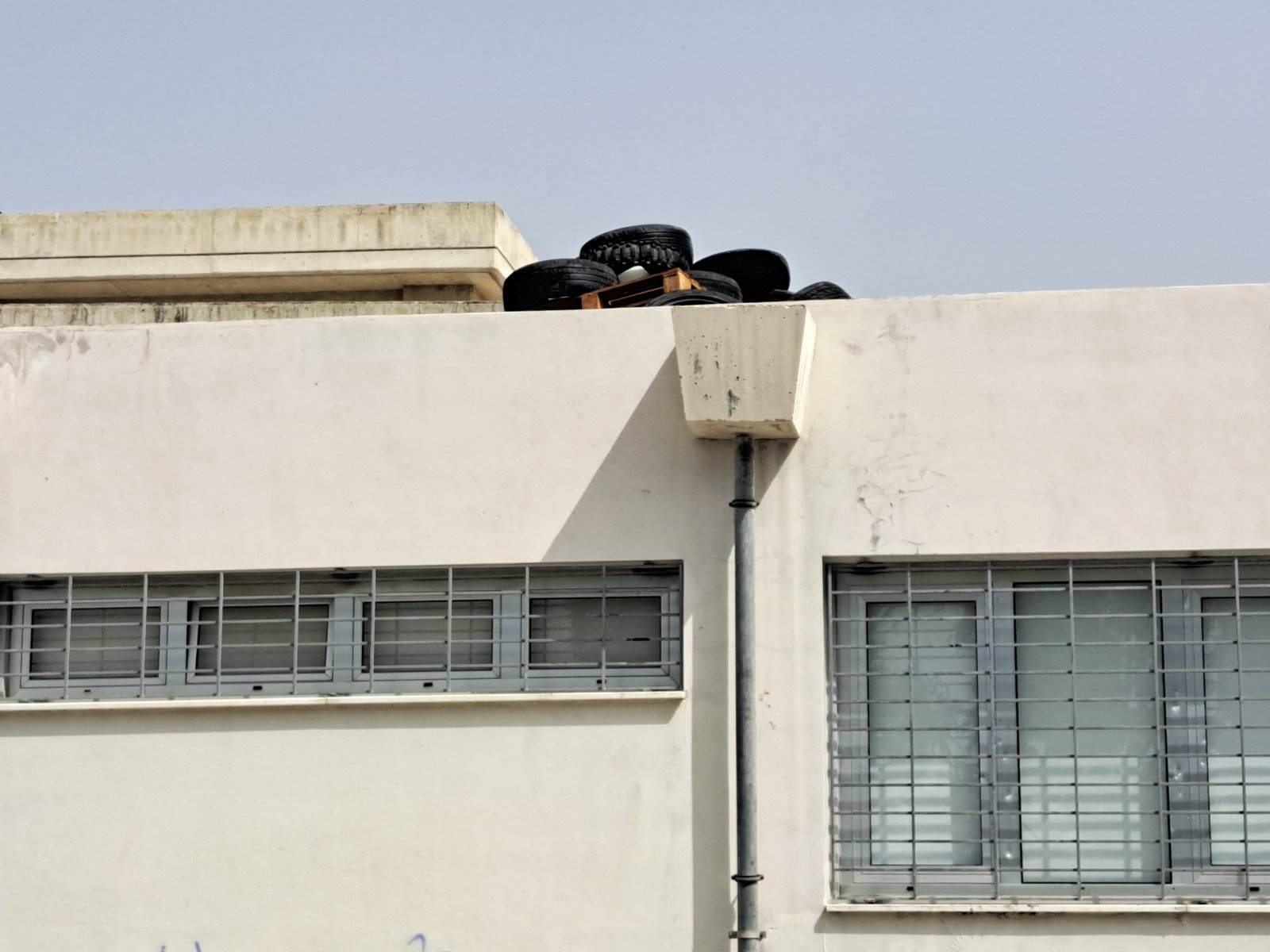 «Έθιμο» και «διαμαρτυρία για τους βαθμούς» οι τραμπουκισμοί στα σχολεία