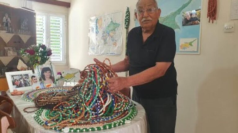 Κομπολόι για Ρεκόρ Γκίνες!