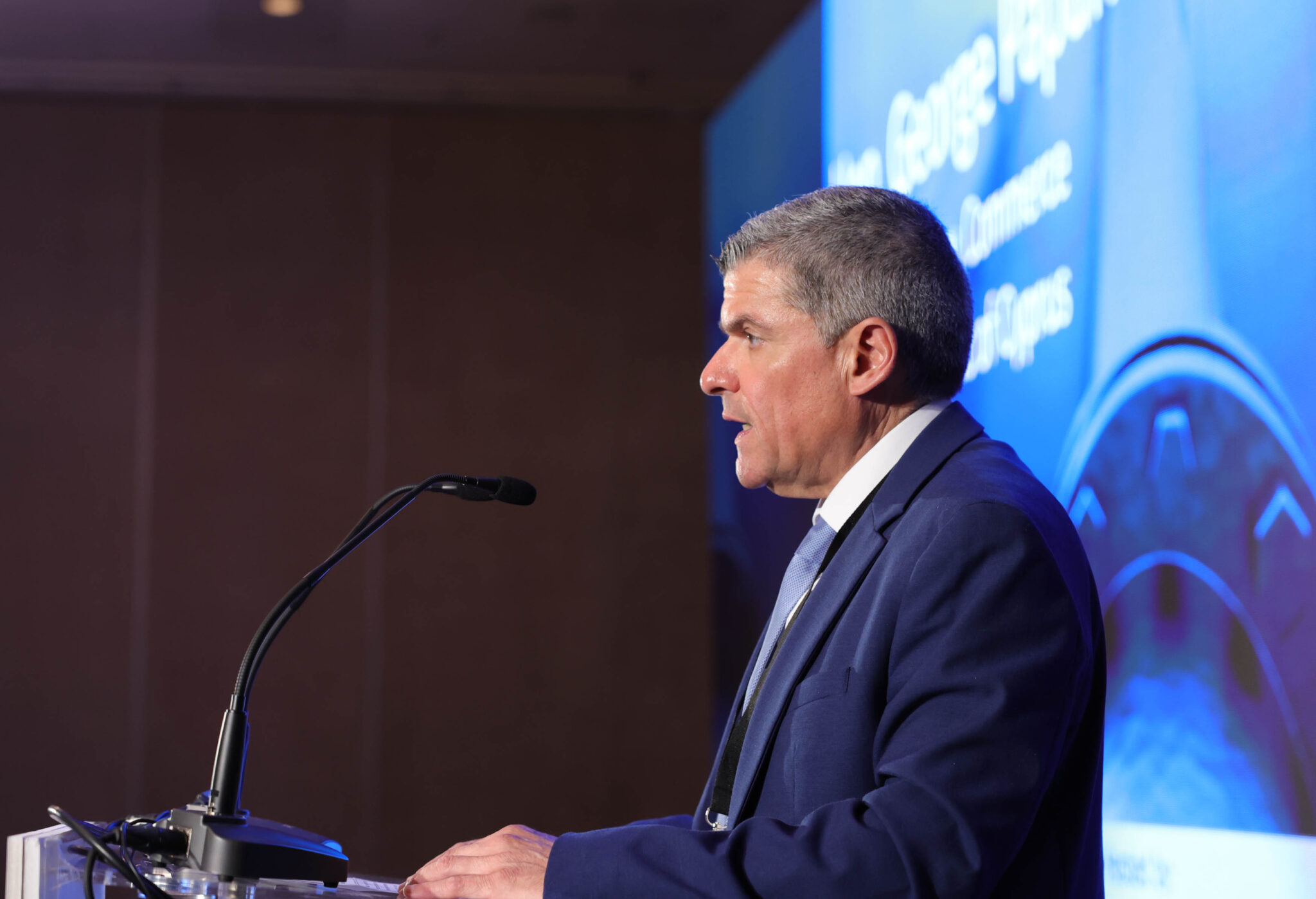 Υπουργός Ενέργειας: «Η στρατηγική της ΚΔ ταιριάζει με στρατηγική των εταιρειών»