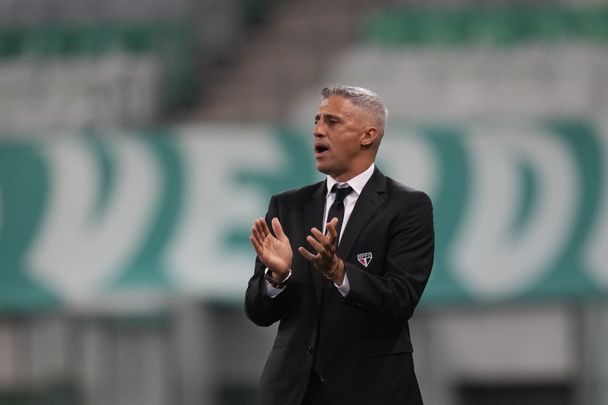 Κρίσιμο δεκαήμερο για προπονητή στον Ολυμπιακό