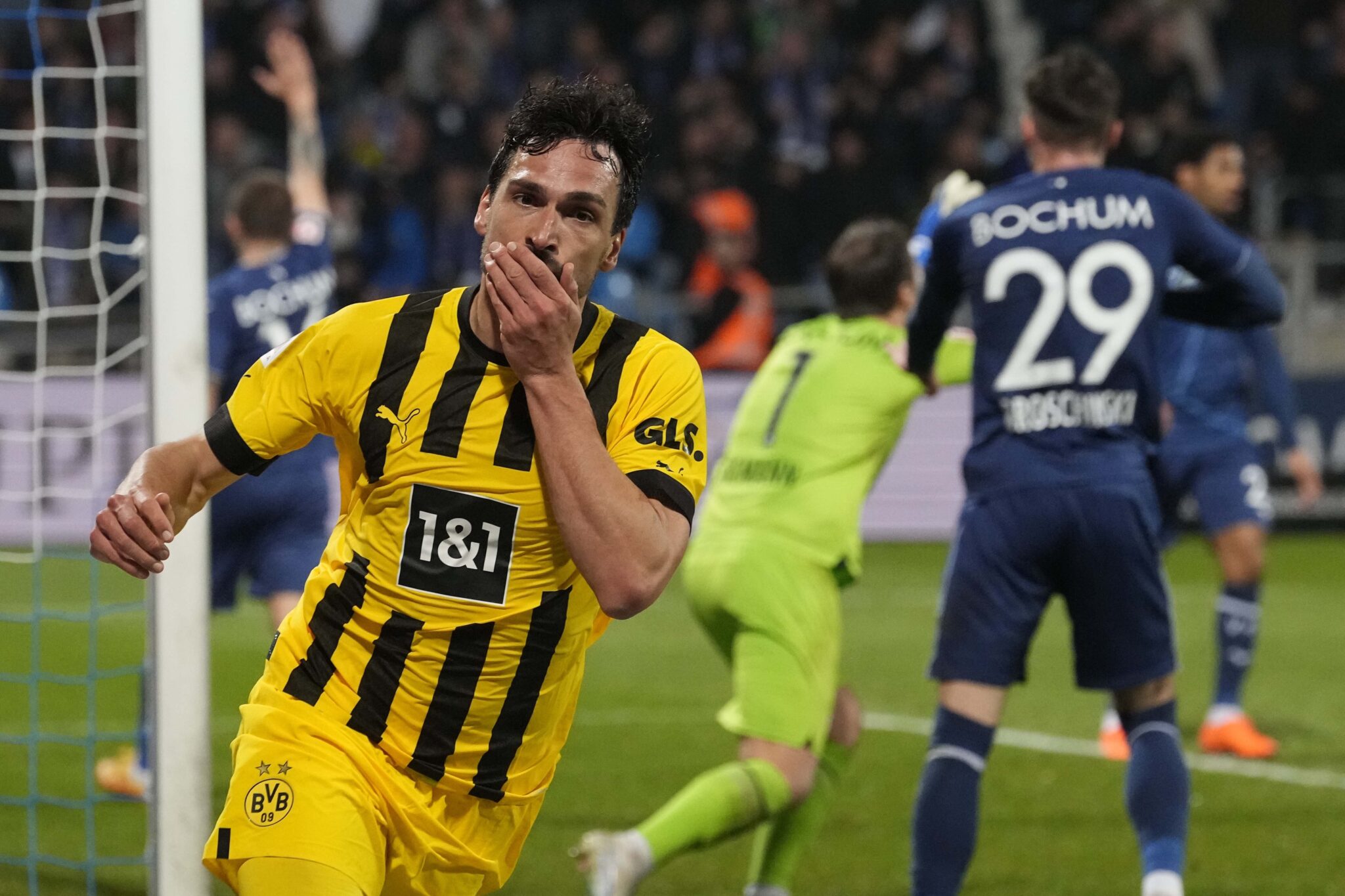 Επίσημο: Aνανέωσε για ακόμη μια σεζόν με την Ντόρτμουντ ο Χούμελς