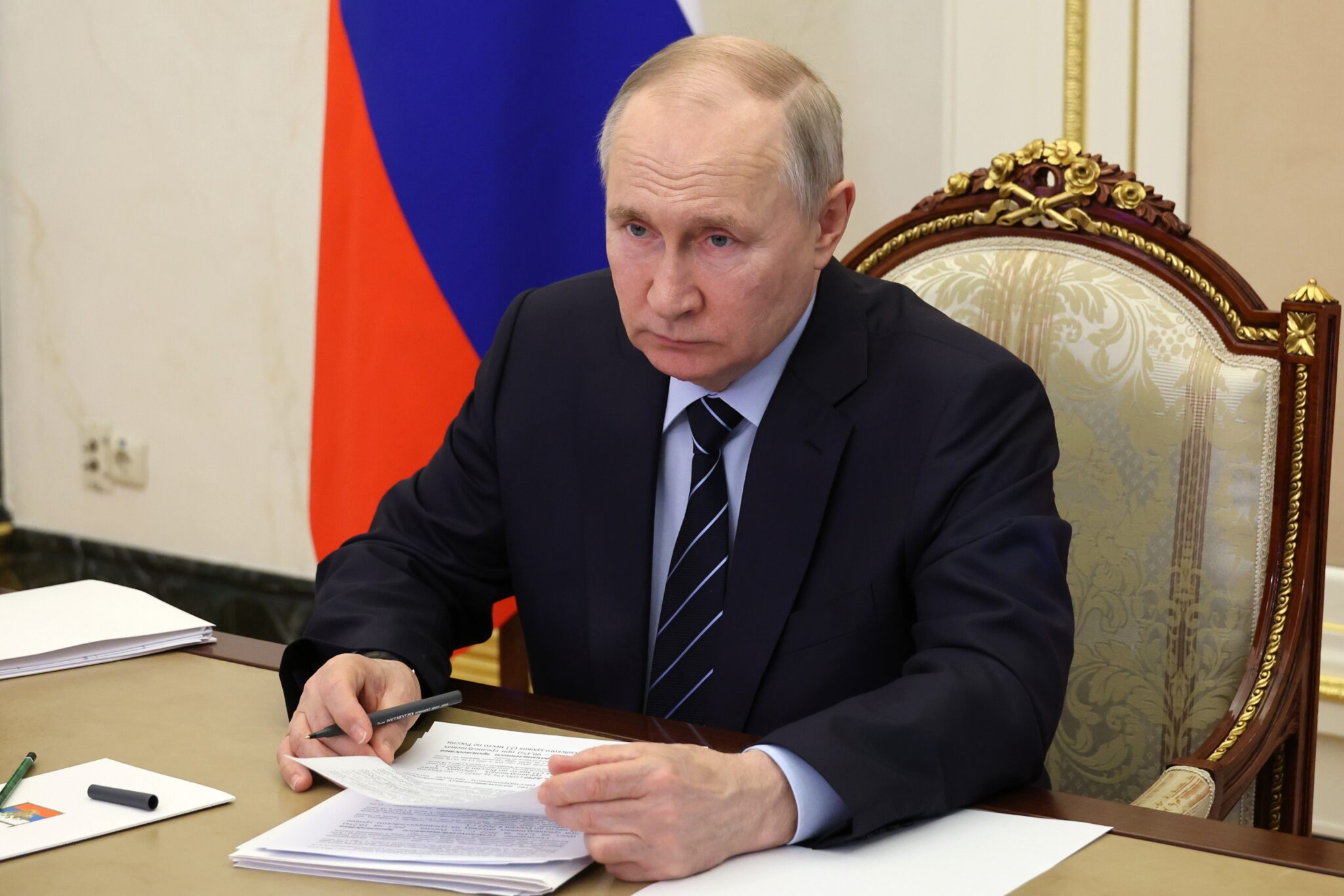 Πούτιν: Τιμητικές διακρίσεις για όσους συνέβαλαν στην κατάληψη της Μπαχμούτ