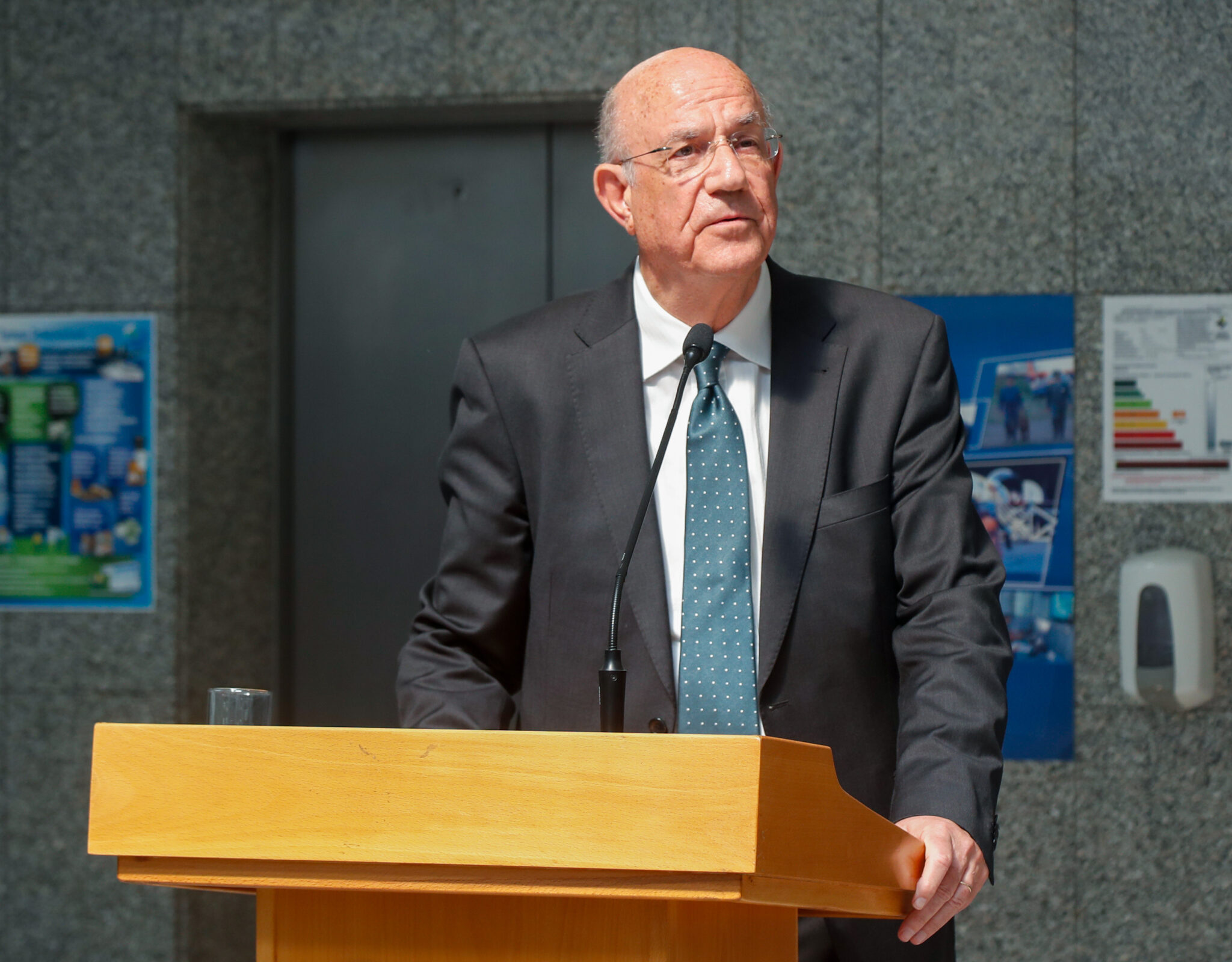 Έκπτωση σε επιχειρήσεις για ενεργειακή αναβάθμιση αποφάσισε το Υπουργικό