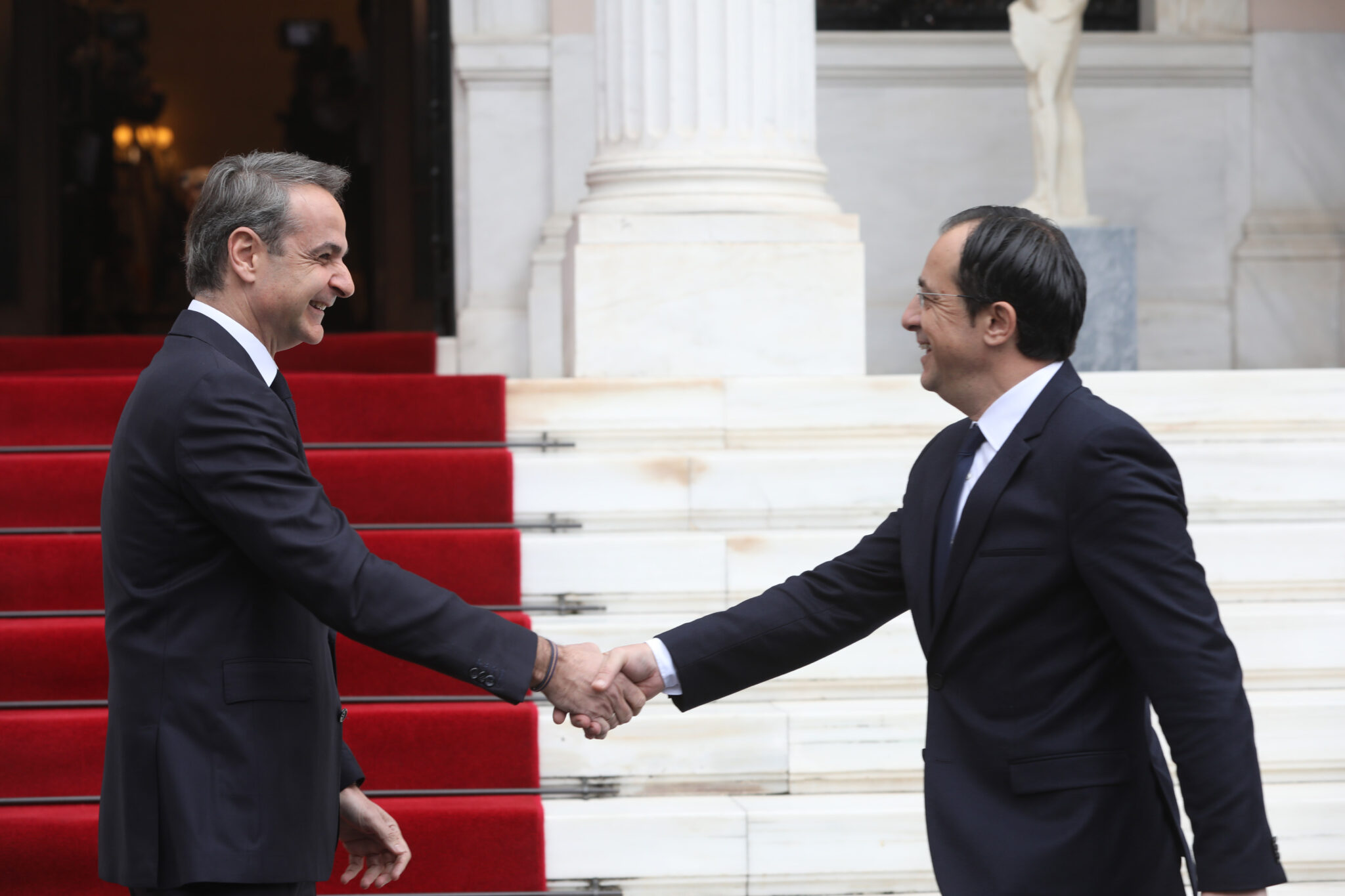 «Ο Έλληνας Πρωθυπουργός θα ανακοινώσει ο ίδιος τις αποφάσεις του», λέει ο ΠτΔ