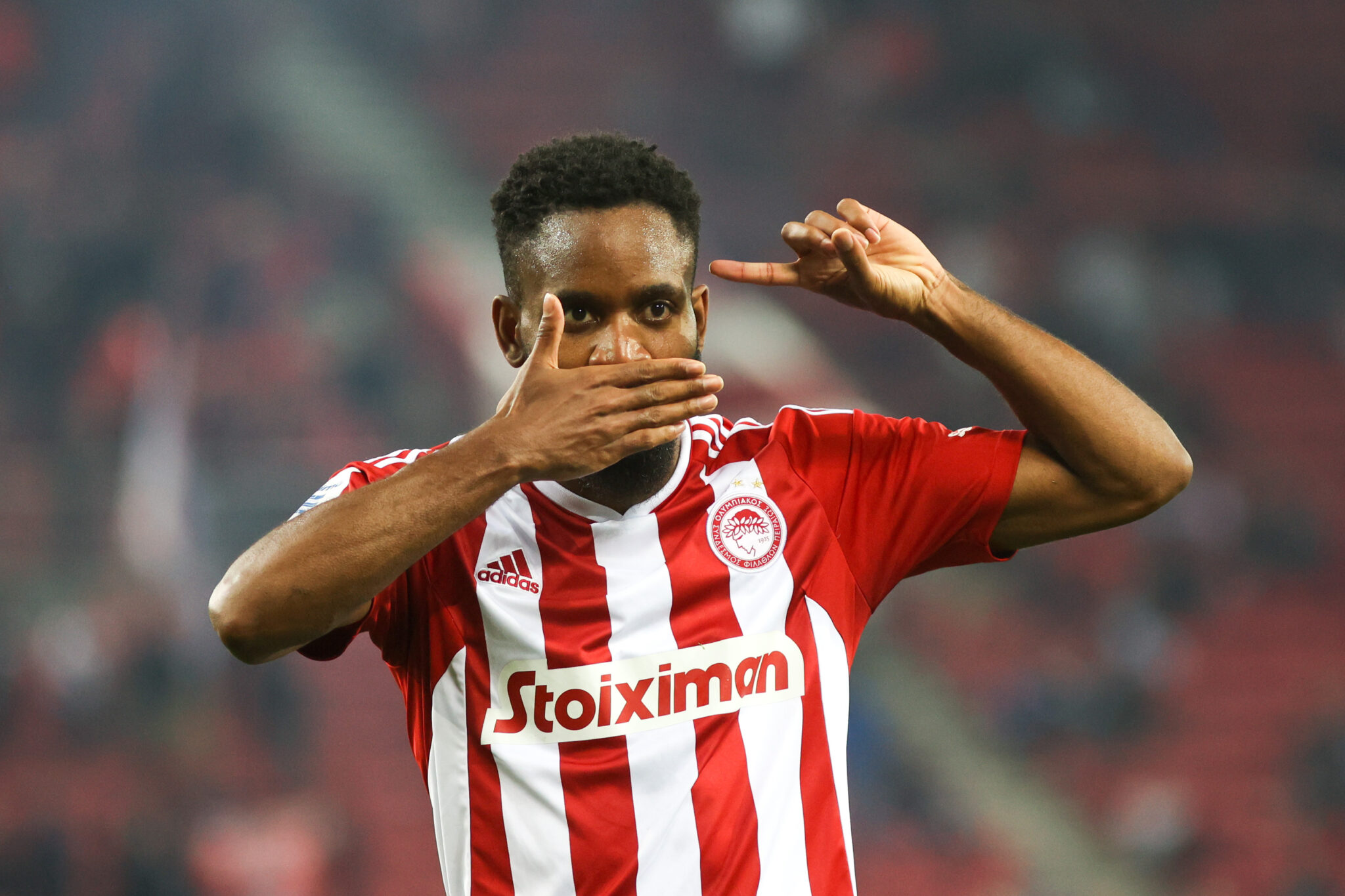 Τα δίνει όλα για Μπακαμπού ο Ολυμπιακός