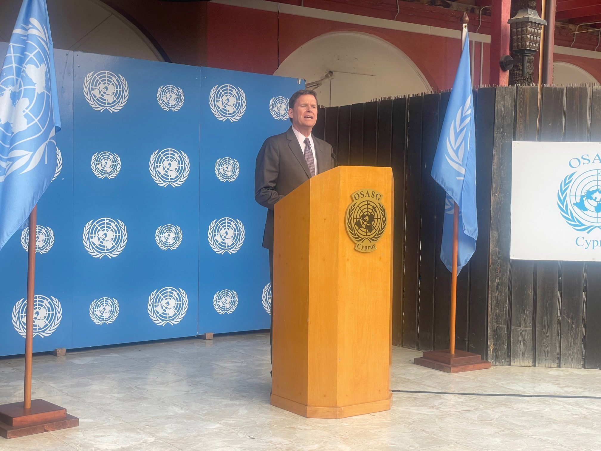 Στιούαρτ: Τα ΗΕ δεσμευμένα να εργαστούν με όλους τους Κύπριους για λύση