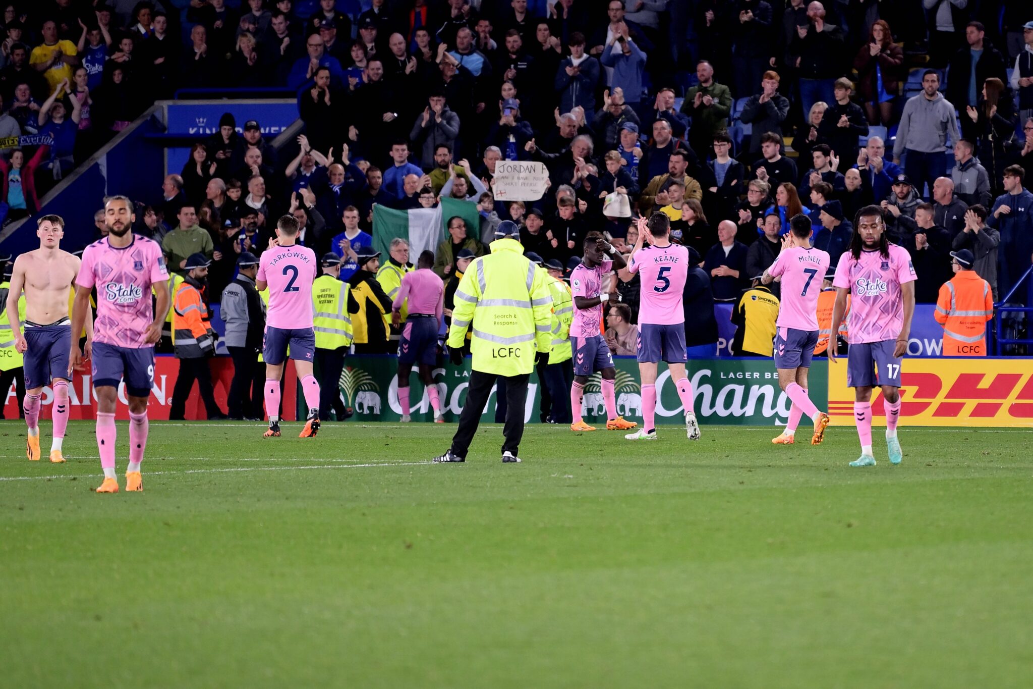 Λέστερ και Έβερτον έμειναν στην ισοπαλία και δεν μπορούν να ανασάνουν