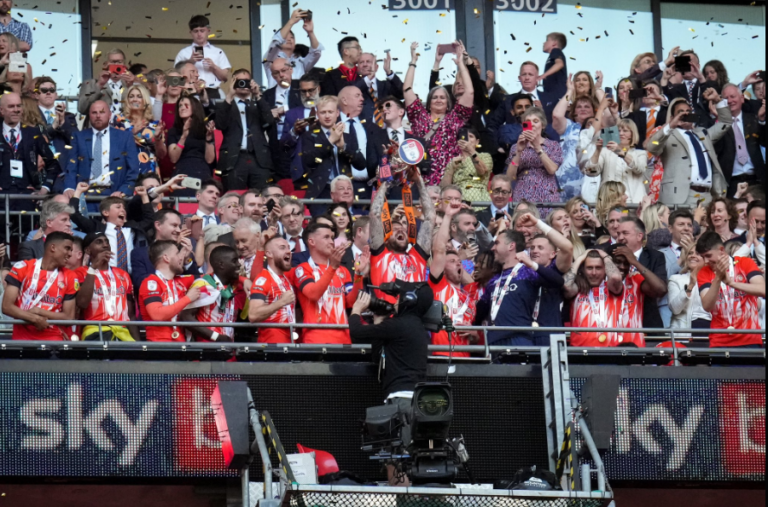 Το ποσό που βάζει στα ταμεία της η Λούτον για την άνοδο στην Premier League