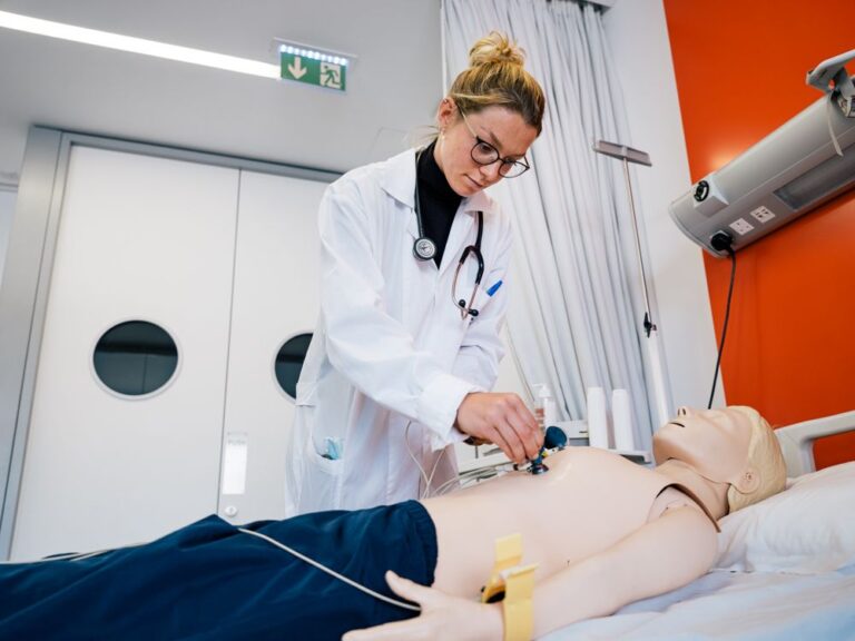 Η Ιατρική Σχολή του Ευρωπαϊκού Παν. Κύπρου Συμμετέχει στο Πρόγραμμα VERDI